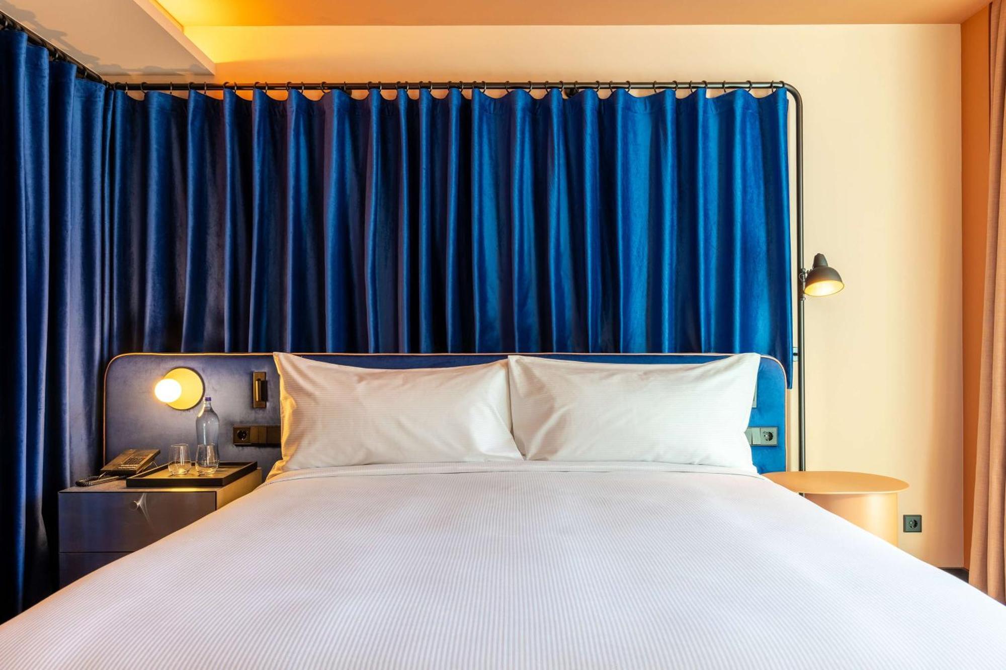 Cenica Porto Hotel, Curio Collection By Hilton Exterior photo