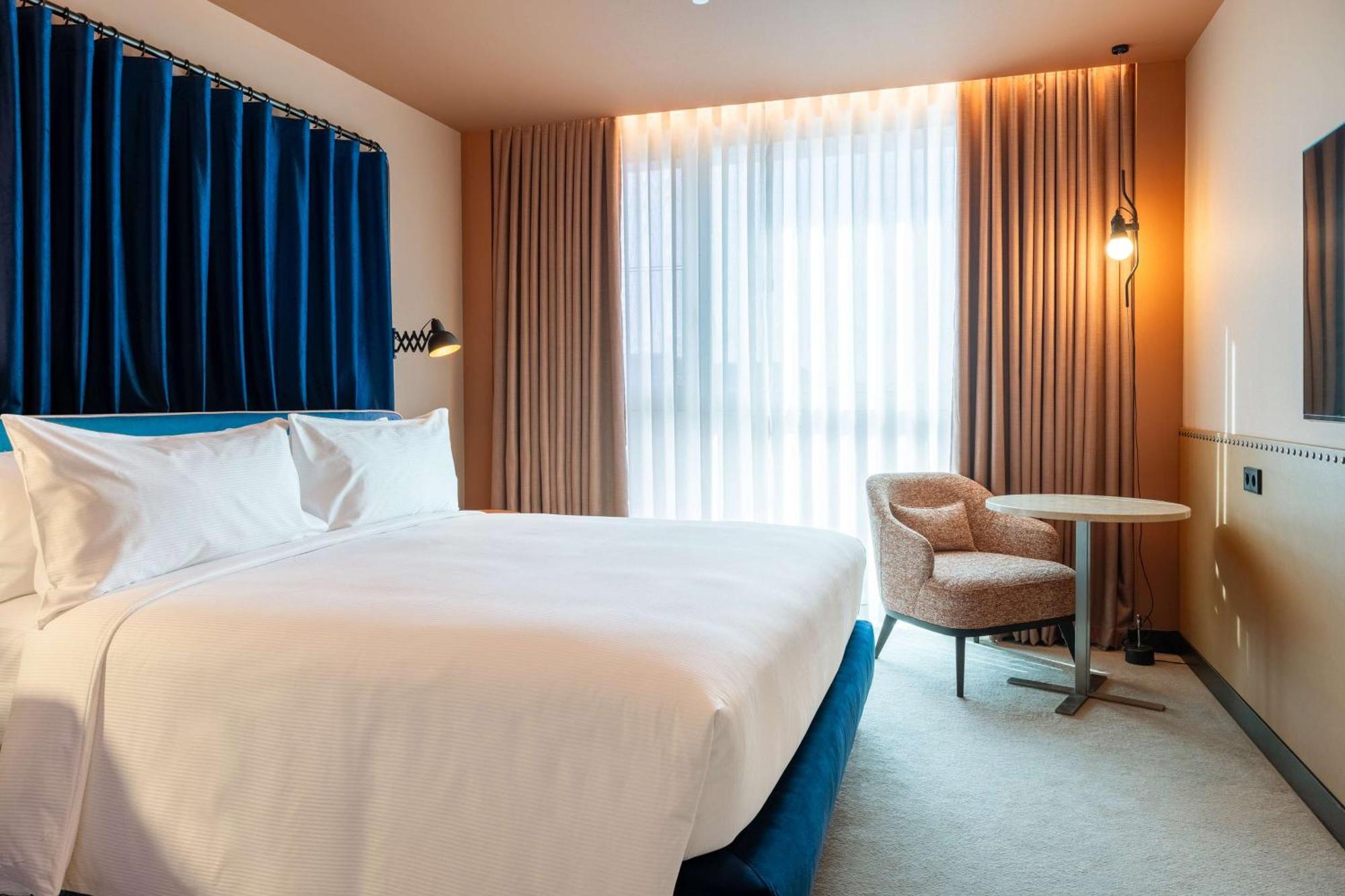 Cenica Porto Hotel, Curio Collection By Hilton Exterior photo
