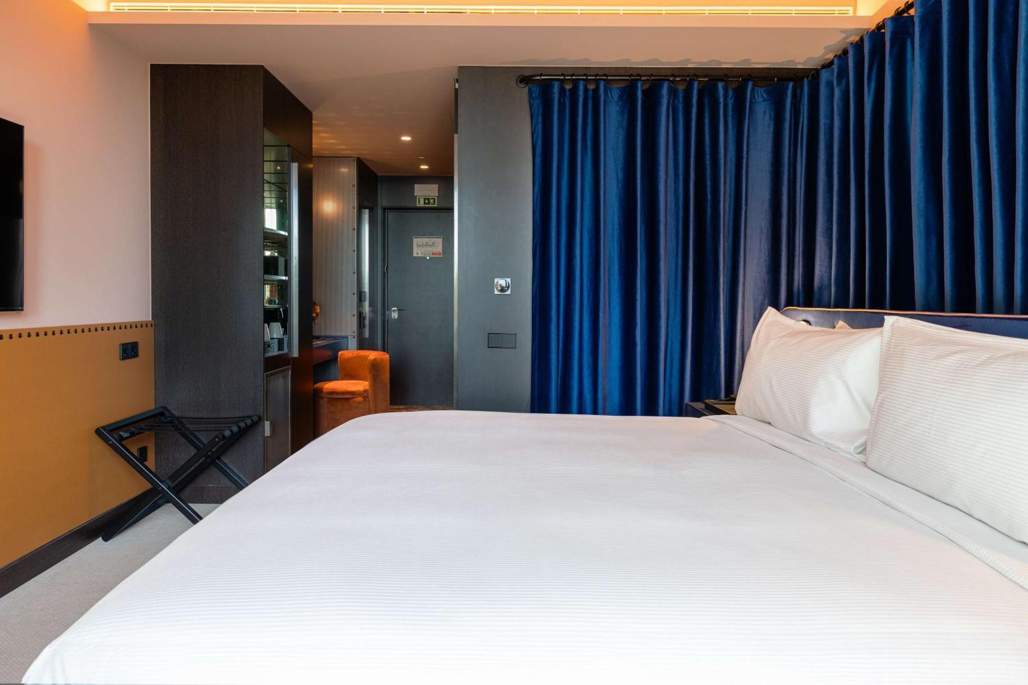 Cenica Porto Hotel, Curio Collection By Hilton Exterior photo