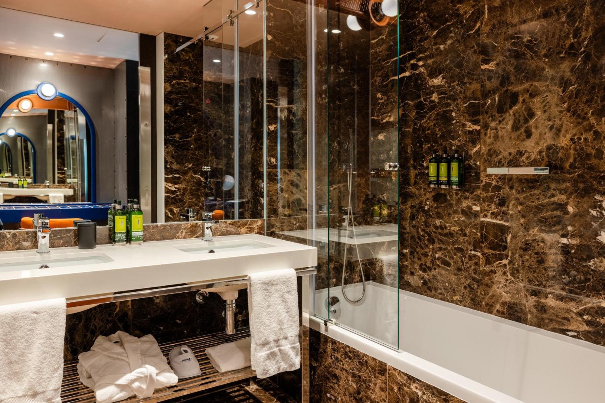 Cenica Porto Hotel, Curio Collection By Hilton Exterior photo
