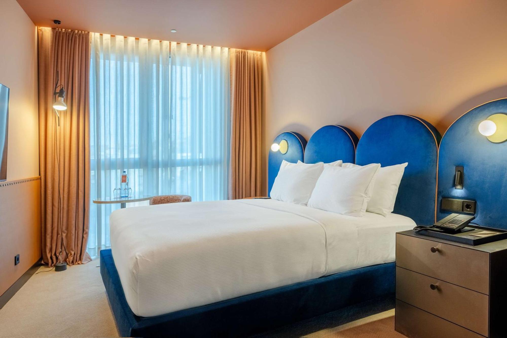 Cenica Porto Hotel, Curio Collection By Hilton Exterior photo
